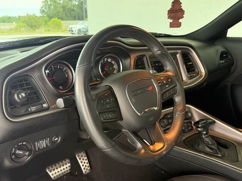 Used 2022 Dodge Challenger R/T RWD image 16