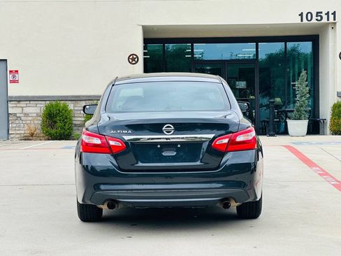 Used 2017 Nissan Altima 2.5 S w/ Power Driver Seat Package FWD image 8