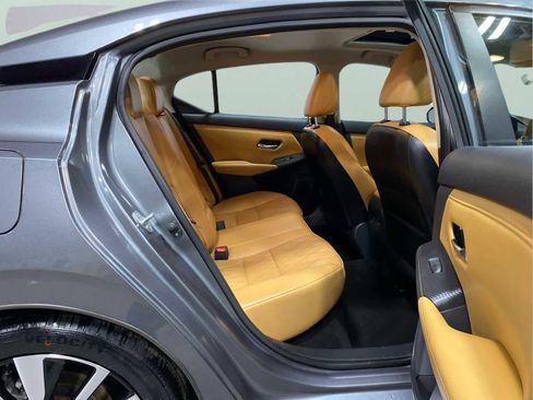 Used 2021 Nissan Sentra SV w/ SV Premium Package image 27