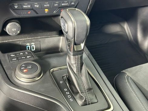 Used 2021 Ford Ranger Lariat w/ Tremor Off-Road Package image 24