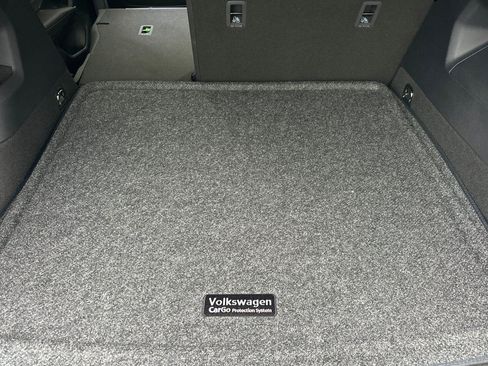 New 2026 Volkswagen Tiguan SEL R-Line image 14