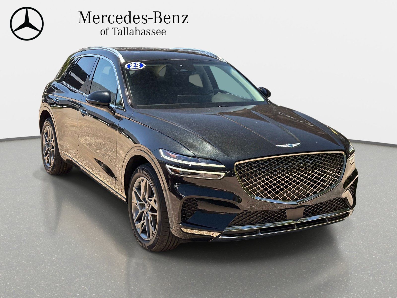 Used 2023 Genesis GV70 2.5T w/ Select Package AWD/4WD image 3