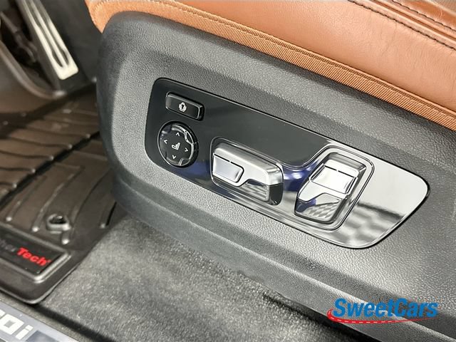 Used 2025 BMW X7 M60i AWD/4WD image 43