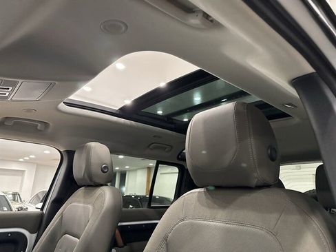 Used 2021 Land Rover Defender 110 SE image 38