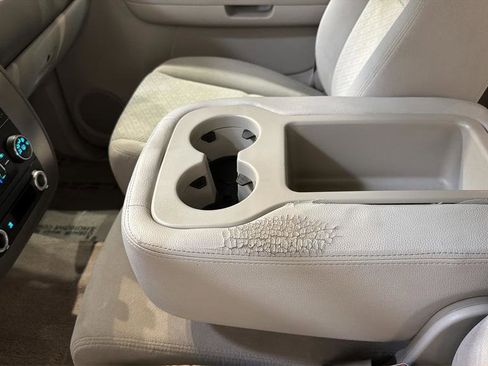 Used 2007 Chevrolet Avalanche LS image 26