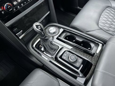 Certified 2024 INFINITI QX80 Sensory image 22