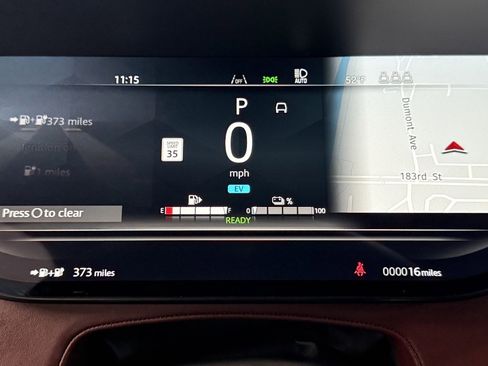 New 2025 Land Rover Range Rover SE image 18