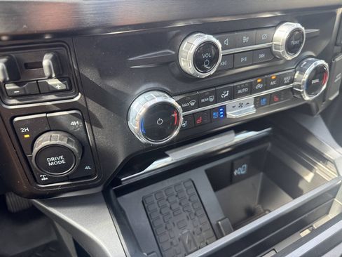 Used 2024 Ford F350 Lariat w/ Lariat Ultimate Package AWD/4WD image 14