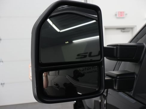 Used 2022 Ford F250 Lariat w/ Black Appearance Package AWD/4WD image 38