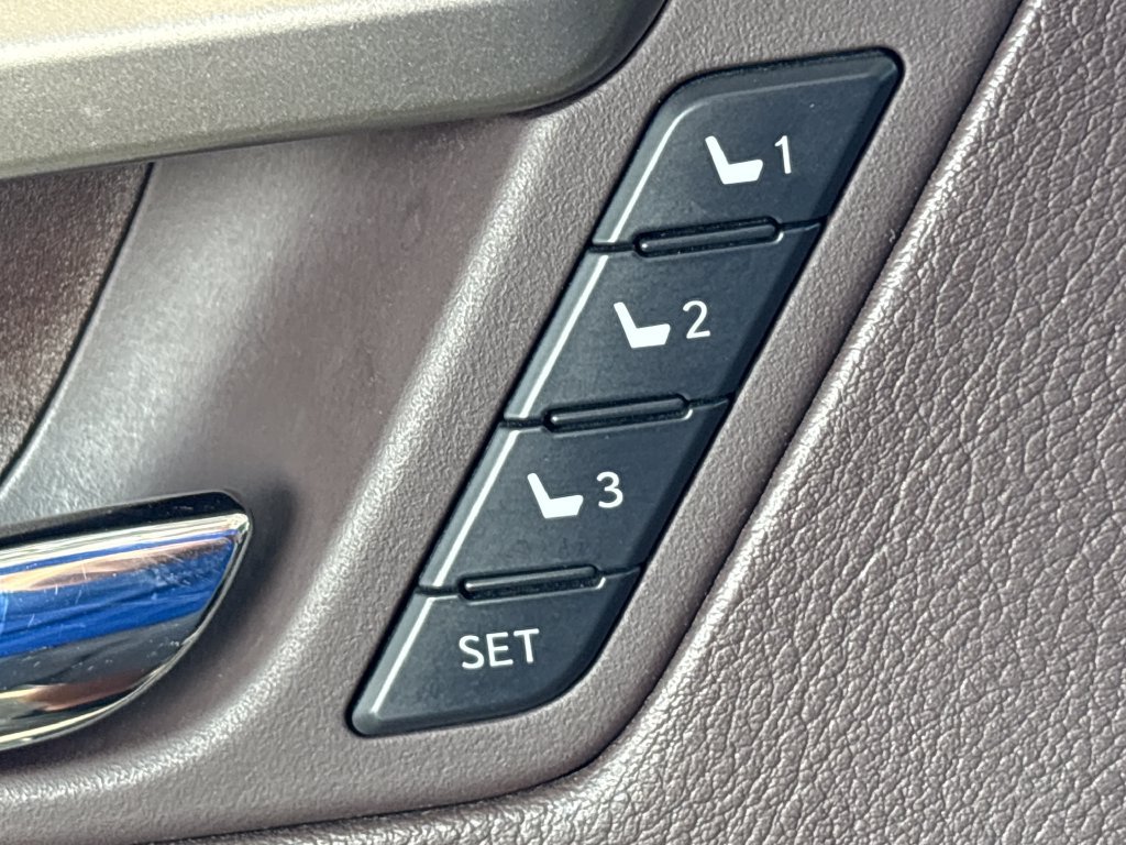 Used 2020 Lexus RX 350 AWD w/ Premium Package image 29