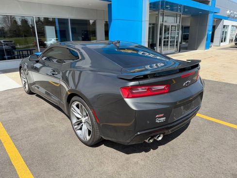 Used 2016 Chevrolet Camaro SS RWD image 6