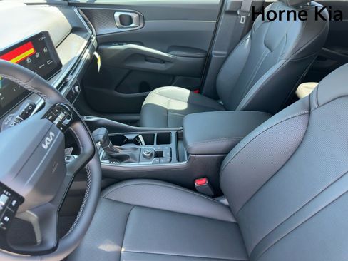 New 2026 Kia Sorento S w/ S Panoramic Sunroof Package FWD image 9