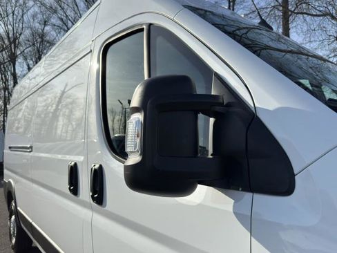 Used 2025 RAM ProMaster 2500 w/ Convenience Group FWD image 41