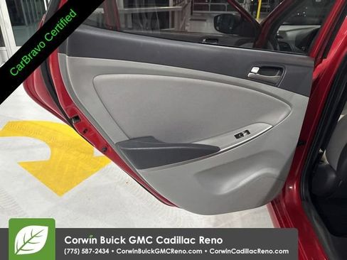 Used 2016 Hyundai Accent SE w/ Option Group 02 FWD image 16