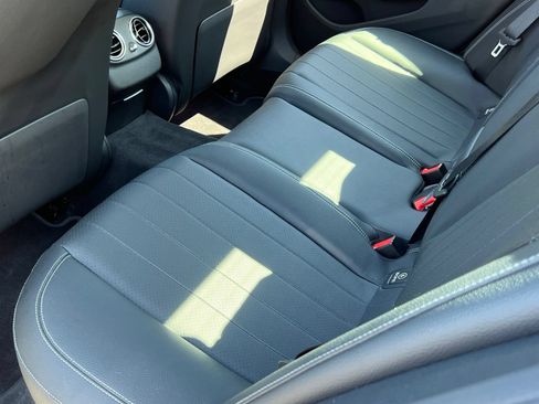 Used 2021 Mercedes-Benz E 450 4MATIC Sedan image 20