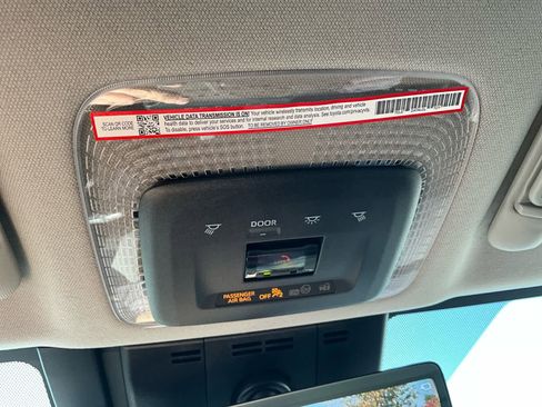 New 2026 Toyota Prius Plug-In Hybrid image 25