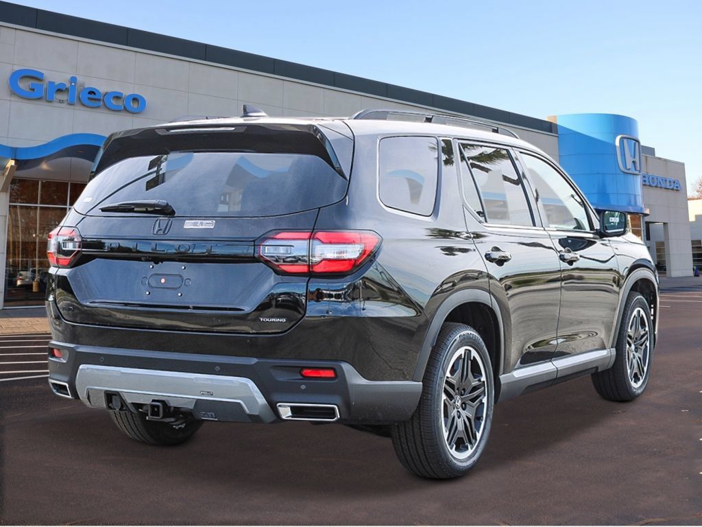 New 2026 Honda Pilot Touring image 4