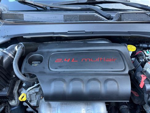 Used 2020 Jeep Compass Latitude image 17