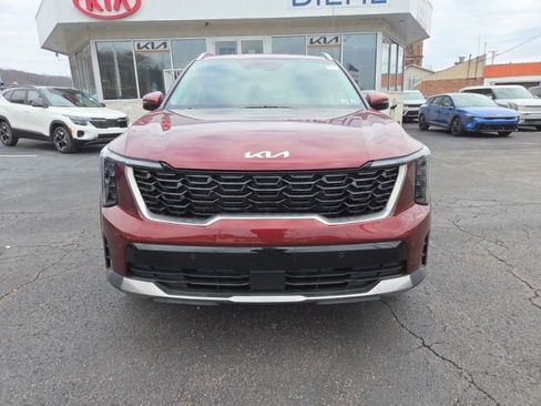 Used 2025 Kia Sorento S image 2