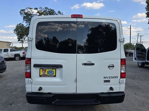 Used 2015 Nissan NV 2500 SV w/ Side & Curtain Airbag Package image 5