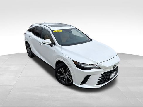 Used 2025 Lexus RX 350 Premium image 3