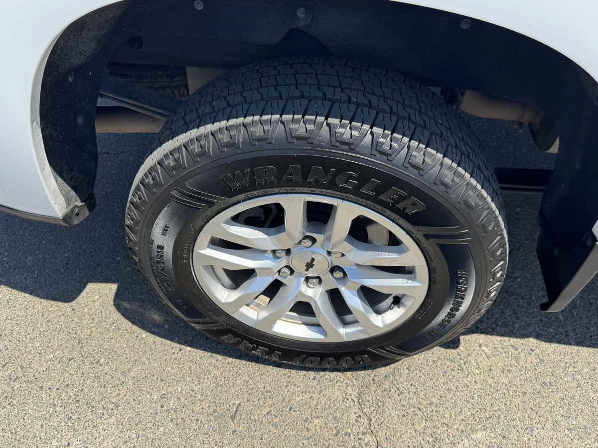 Used 2021 Chevrolet Silverado 1500 RST AWD/4WD image 43
