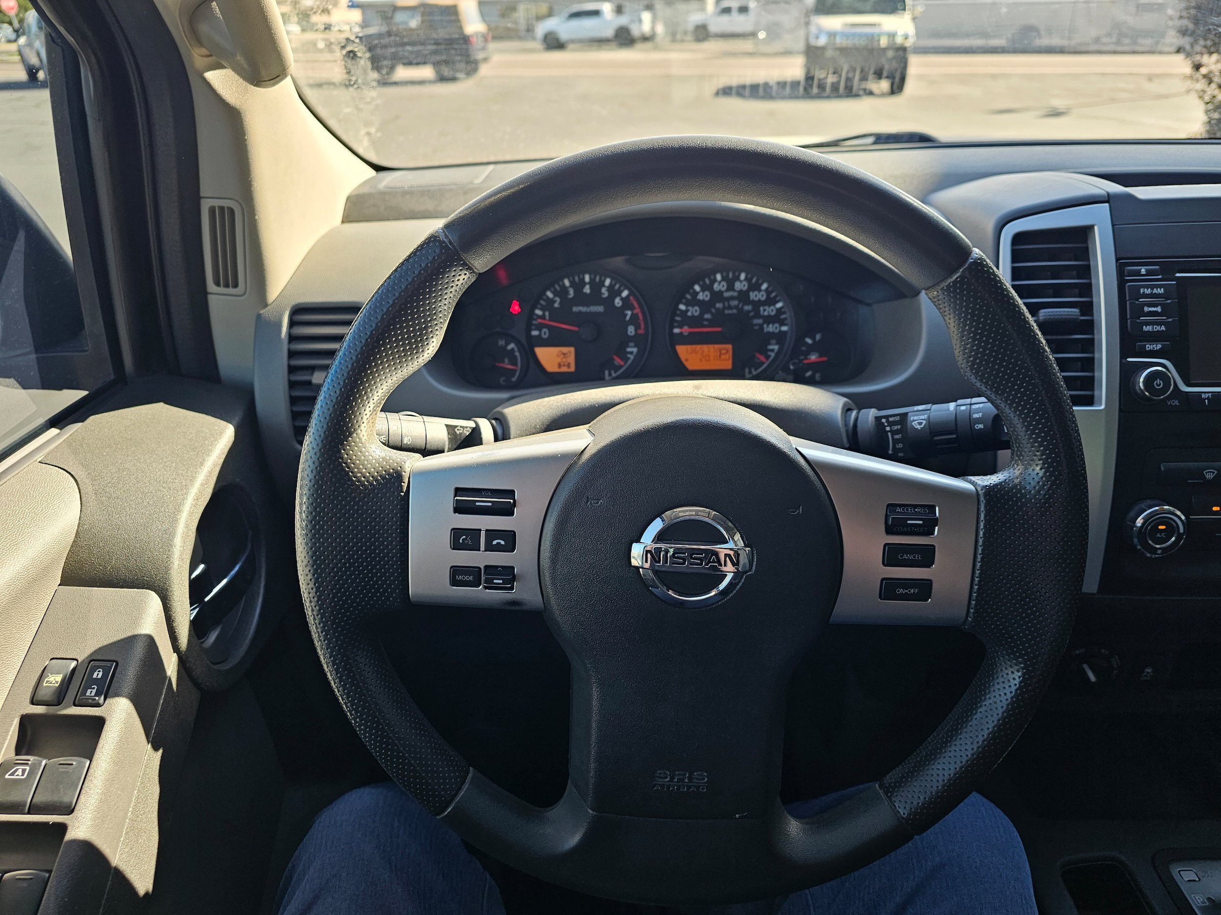 Used 2015 Nissan Xterra S w/ Value Package AWD/4WD image 11
