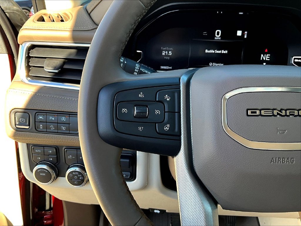 Used 2023 GMC Yukon Denali w/ Max Trailering Package AWD/4WD image 13