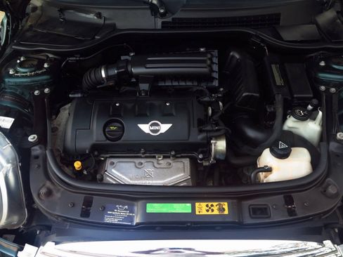 Used 2010 MINI Cooper Convertible FWD image 33