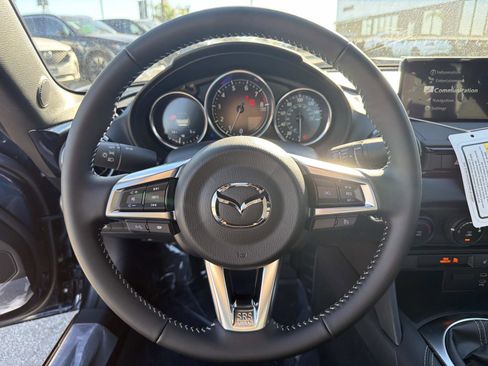 New 2025 MAZDA MX-5 Miata Club w/ Brembo/BBS Recaro Package image 8