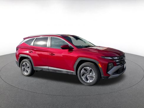 Used 2025 Hyundai Tucson Blue image 2