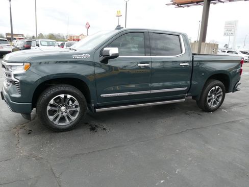 Certified 2026 Chevrolet Silverado 1500 High Country w/ Technology Package AWD/4WD image 10