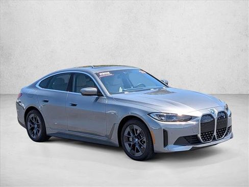 Used 2023 BMW i4 eDrive40 w/ Premium Package RWD image 3