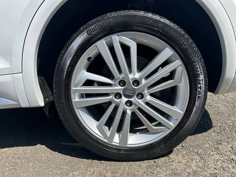 Used 2020 Audi Q5 2.0T Premium Plus w/ Premium Plus Package AWD/4WD image 34