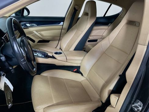 Used 2013 Porsche Panamera RWD image 8