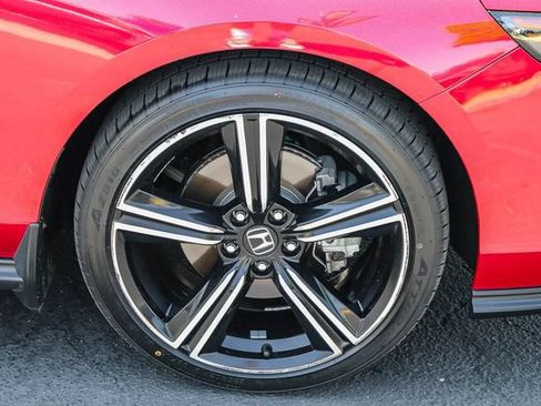Used 2025 Honda Accord Sport image 8