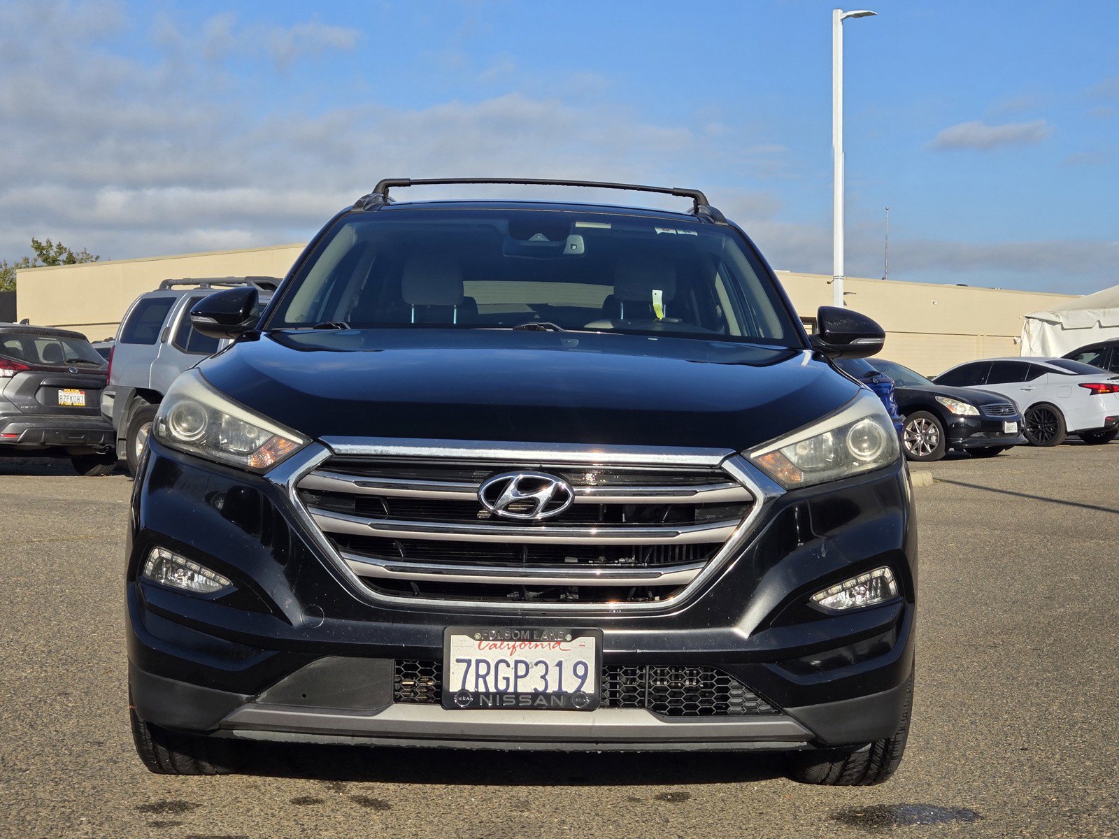 Used 2016 Hyundai Tucson Limited w/ Option Group 03 FWD image 2