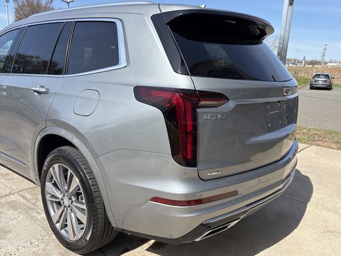 Used 2024 Cadillac XT6 Premium Luxury w/ Platinum Package image 20