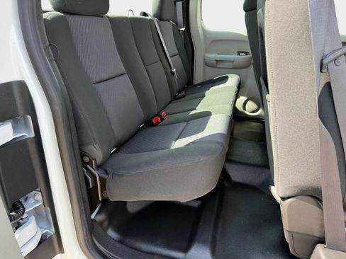 Used 2012 Chevrolet Silverado 1500 W/T image 9