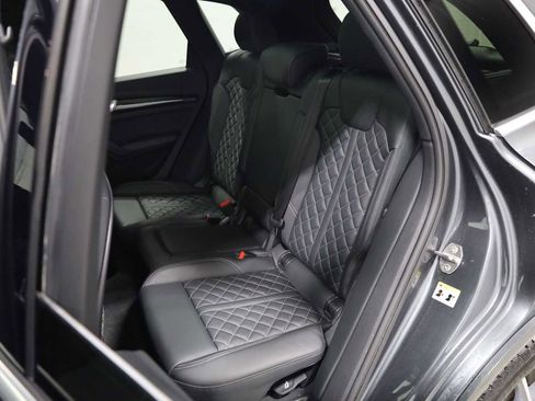 Used 2023 Audi SQ5 Premium Plus w/ Premium Plus Package image 34