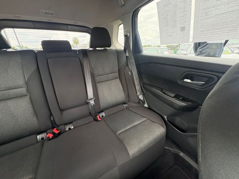 Used 2025 Nissan Rogue SV FWD image 39