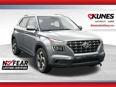 Used 2020 Hyundai Venue SEL w/ Convenience + Premium Package