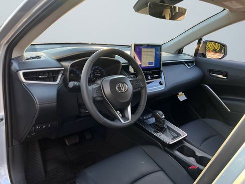 Certified 2026 Toyota Corolla Cross XLE w/ Convenience Package image 11