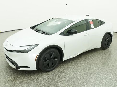 New 2026 Toyota Prius Plug-In Hybrid image 34