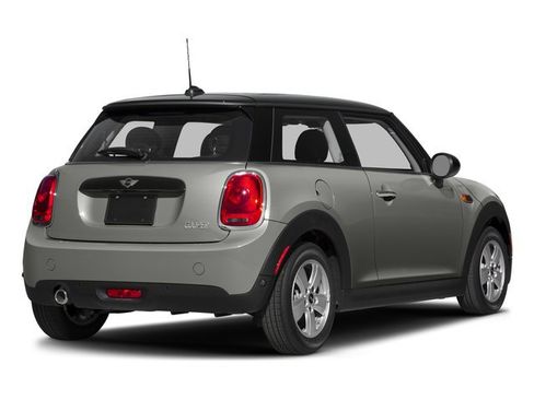 Used 2018 MINI Cooper 2-Door Hardtop FWD image 2