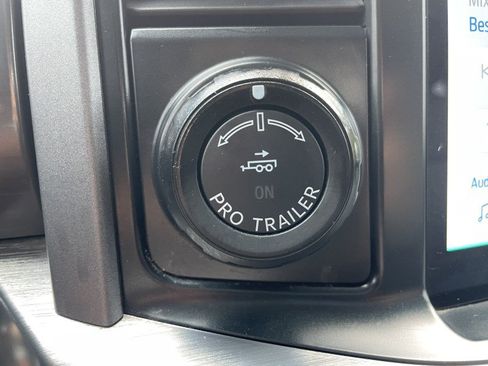 Used 2022 Ford F150 Lariat w/ Equipment Group 502A High AWD/4WD image 27