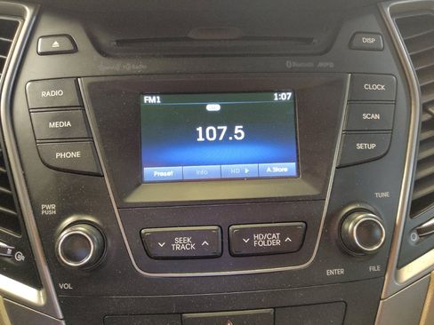 Used 2016 Hyundai Santa Fe SE AWD/4WD image 25