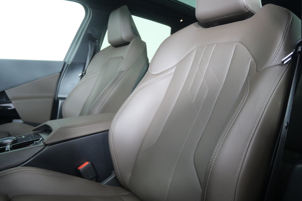 Certified 2026 BMW X3 xDrive30i w/ Premium Package AWD/4WD image 11