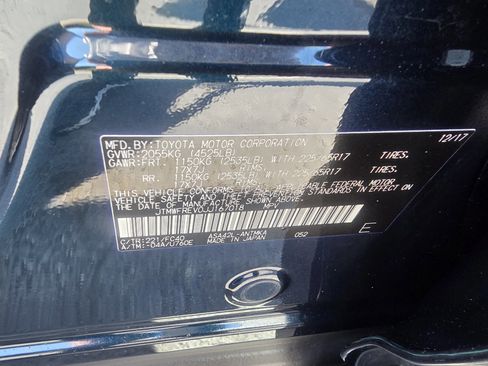 Used 2018 Toyota RAV4 XLE FWD image 30