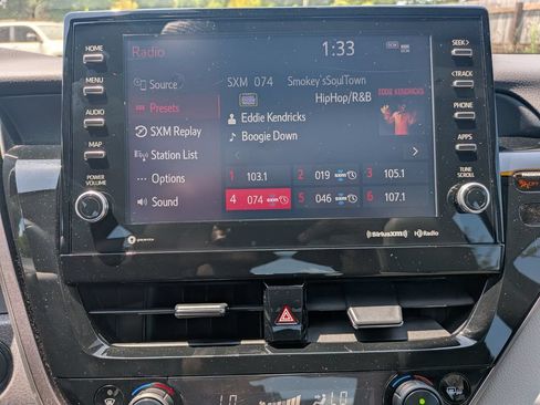 Used 2021 Toyota Camry XSE FWD image 19